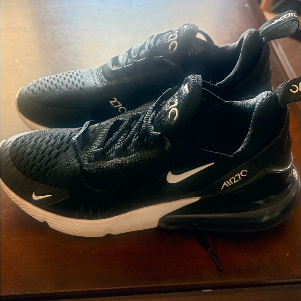 Nike Air Max 270 Women’s Sneakers - Black/White